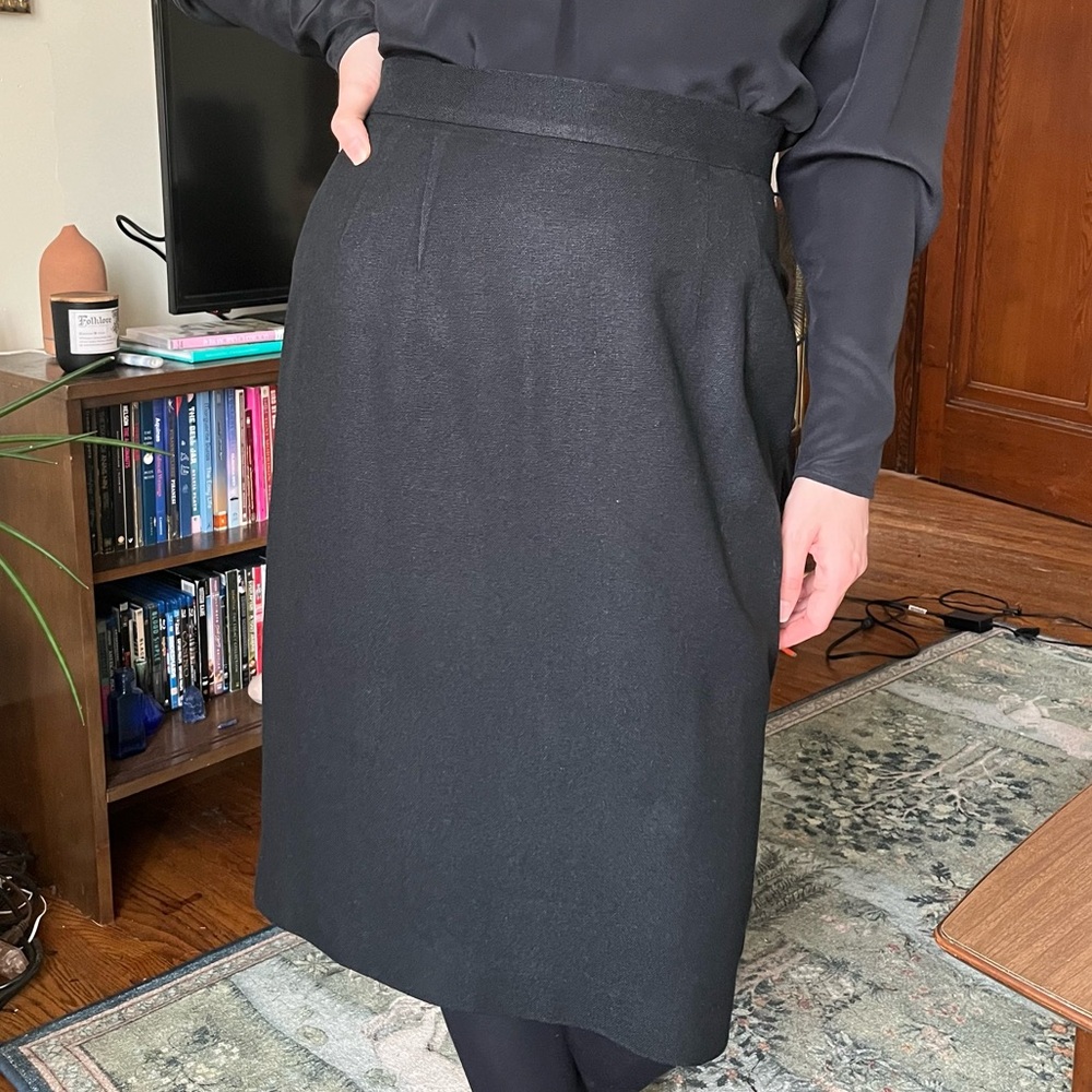 *SOLD* Elegant Silk Skirt